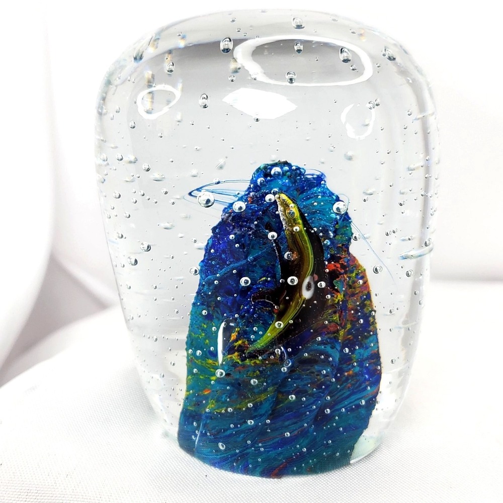 Dynasty Gallery Hand Blown Glass Aquarium Paperweight Fish Coral Bubbles 3.5" - Picture 9 of 11